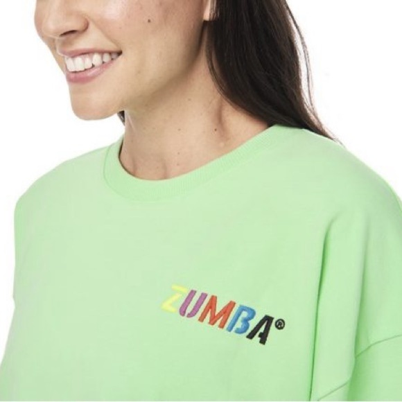 Zumba STEP INTO HAPPY SWEATSHIRT medium - Picture 2 of 4
